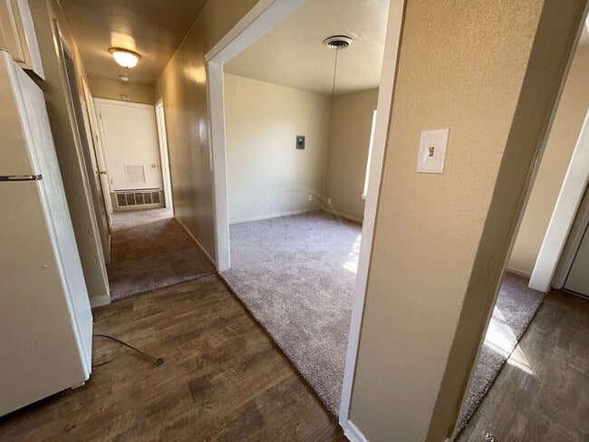 Photo - 127 W Stacie Rd