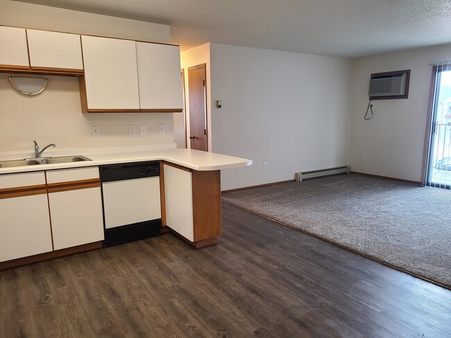 2 Bedroom - 4330 10th Ave S. Fargo ND