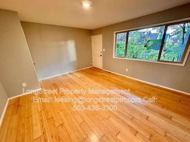 Photo - 121 SE 30th Pl