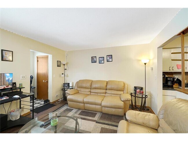 Photo - 7005 Dutton Ave N