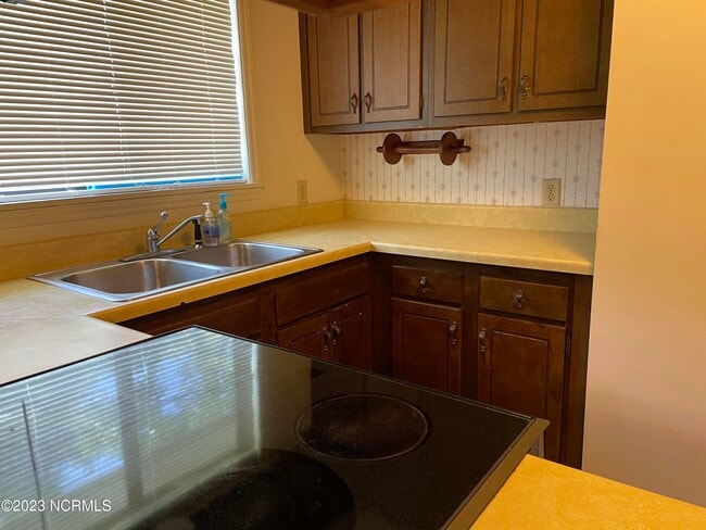 Photo - 250 N Cherry St