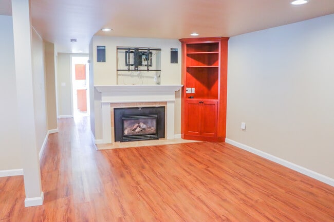 Living room - 20010 Marine View Dr SW Unit Garden