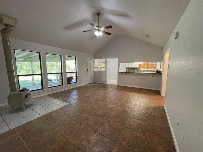 Photo - 5001 Blue Bluff Rd