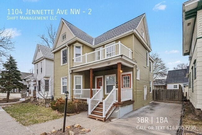 Photo - 1104 Jennette Ave NW