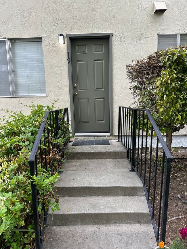 2 Bedroom condo in SLO for rent - 2 Bedroom condo in SLO for rent Unit 19