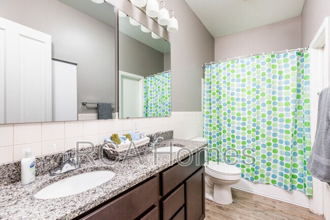 Photo - 913 Massachusetts Ave Unidad B