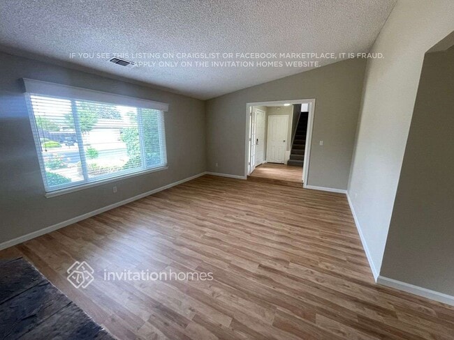 Photo - 3291 Prescott Way