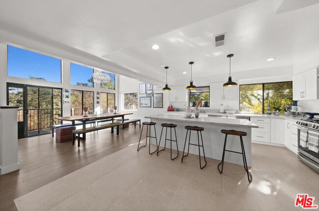 Photo - 14550 Round Valley Dr