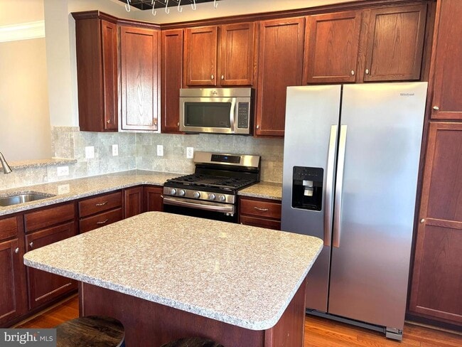 Building Photo - 43158 Whelplehill Terrace