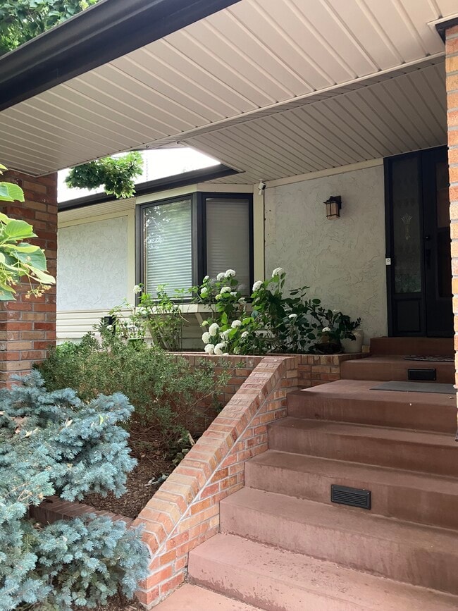 Photo - 1478 S Moline St