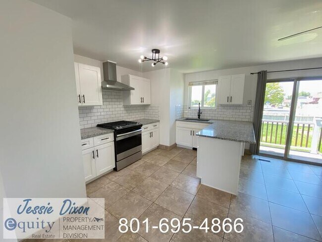 Photo - 2687 N 1450 E House