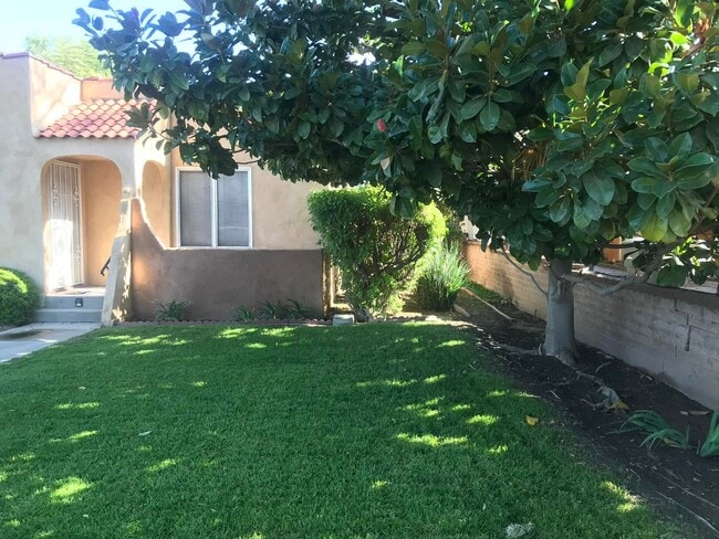 Photo - 3739 Farnham Pl