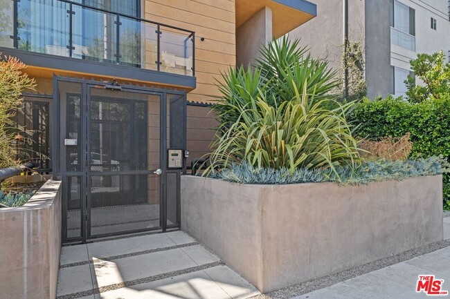 Photo - 11254 Mississippi Ave