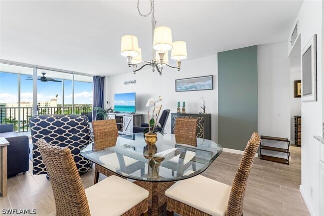 5 Bluebill Ave Unit 810
