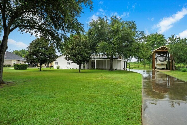 Photo - 30720 Waller Spring Creek Rd