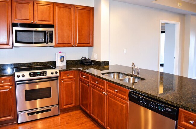 Photo - 121 N Monroe St Unit 5007