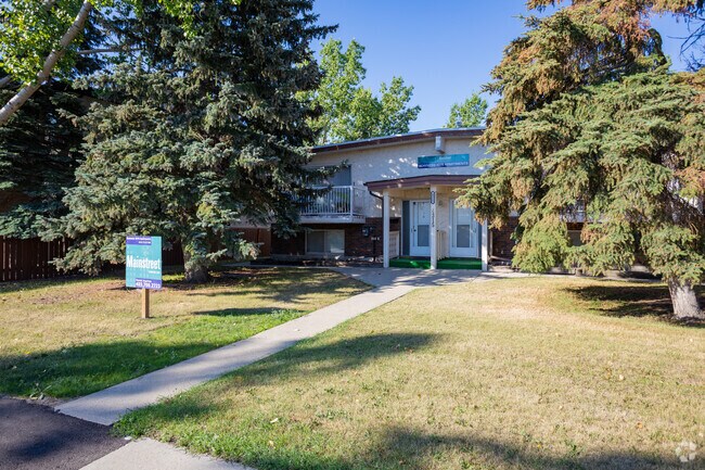 Building Photo - Bowness 4315 Apartments