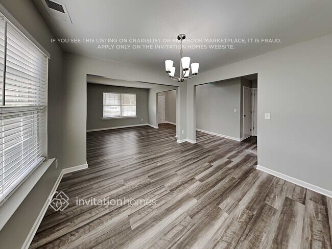 Photo - 216 Pebblestone Dr