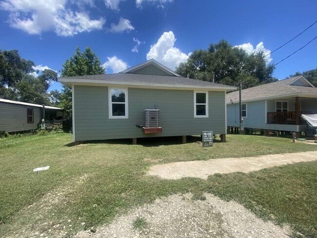 269 Wood Fern Dr