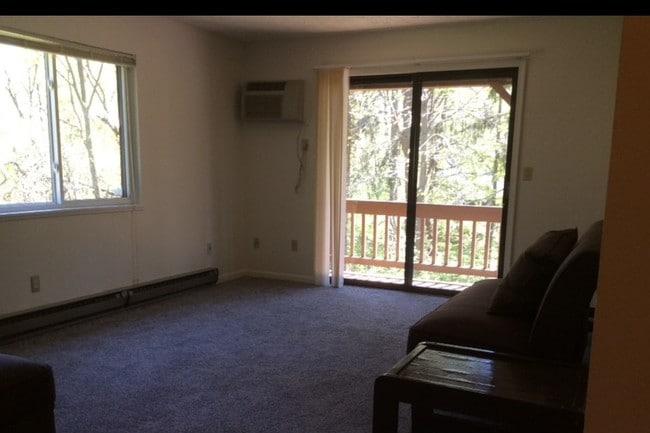 Photo - River Glen Apartments