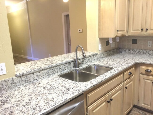 Photo - 13 Windtree Park