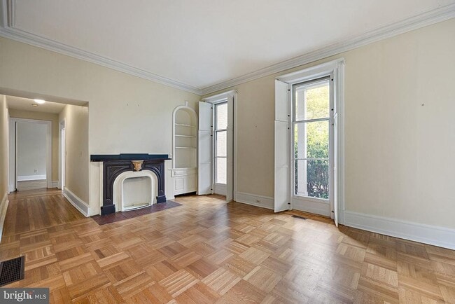 Photo - 1401 Delaware Ave Unit 1F