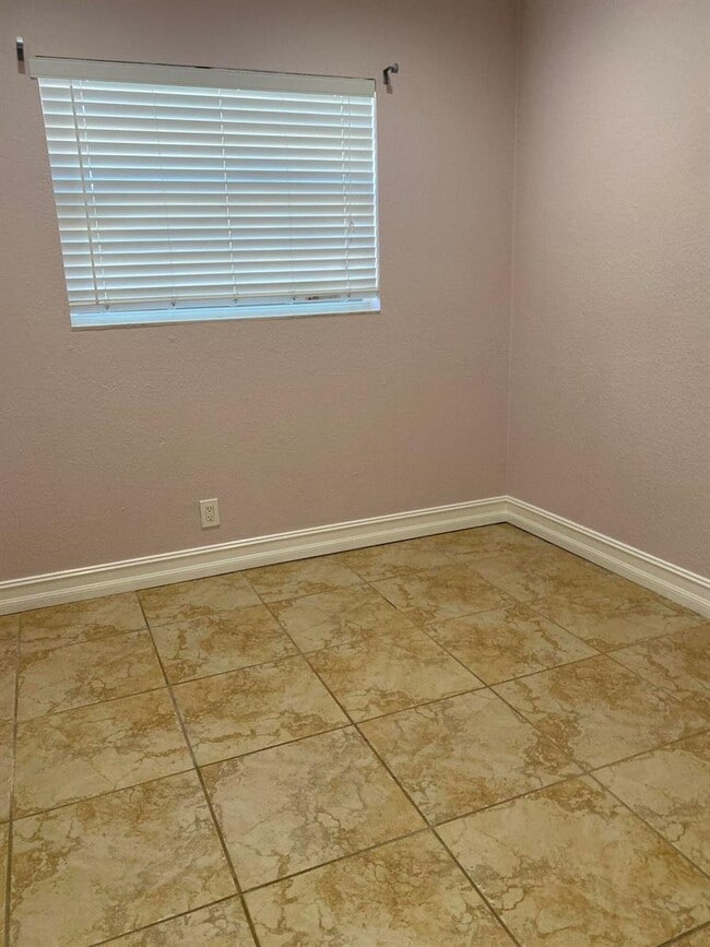 Photo - 3436 Housatonic Dr