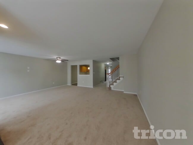 Photo - 137 Harvard Dr