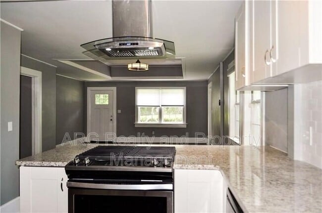 Photo - 354 Hamilton E Holmes Dr NW