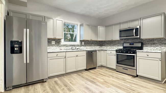 Photo - 2728 E Virginia Beach Blvd House