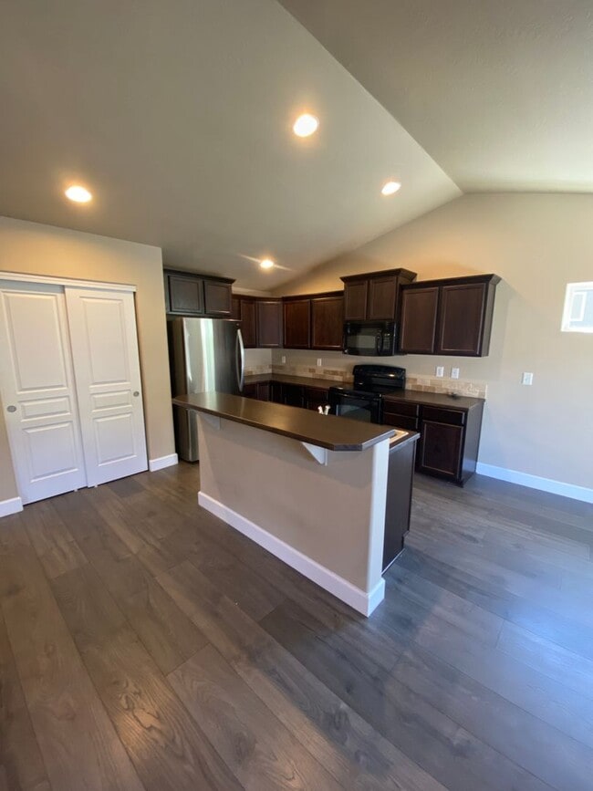 Photo - Newer NE Home, Gas Heat & A/C, All Applian...