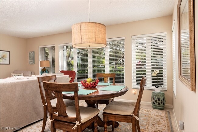 Photo - 284 4th St S Unidad 103