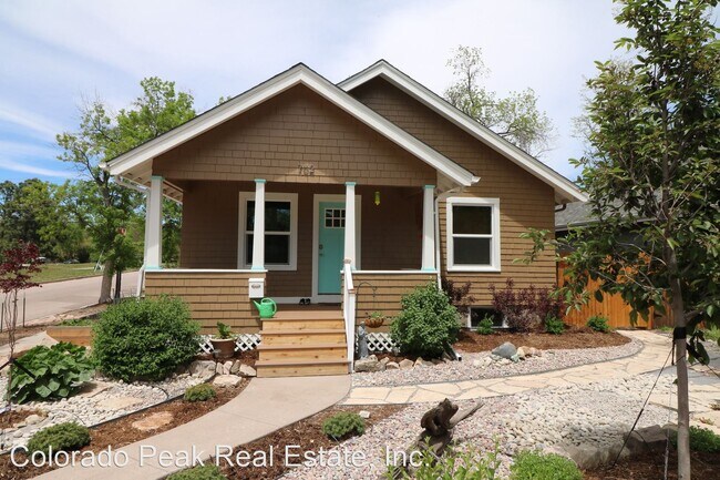 2 br, 1 bath House - 702 E Platte Ave - 2 br, 1 bath House - 702 E Platte Ave