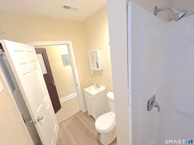 Photo - 77 Bank St Unit 2B