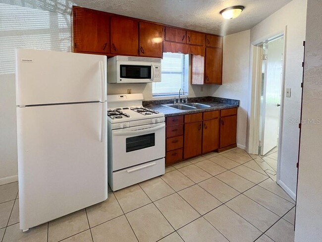Photo - 1406 SW 18th Pl Unit 11