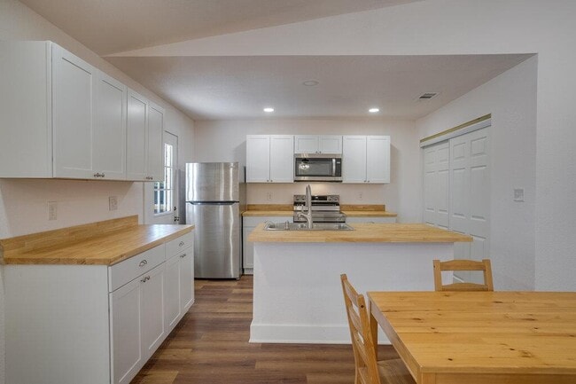 Photo - 23393 Nameless Rd Unit 163