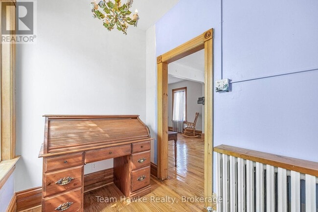 Photo - 344 Midland Ave