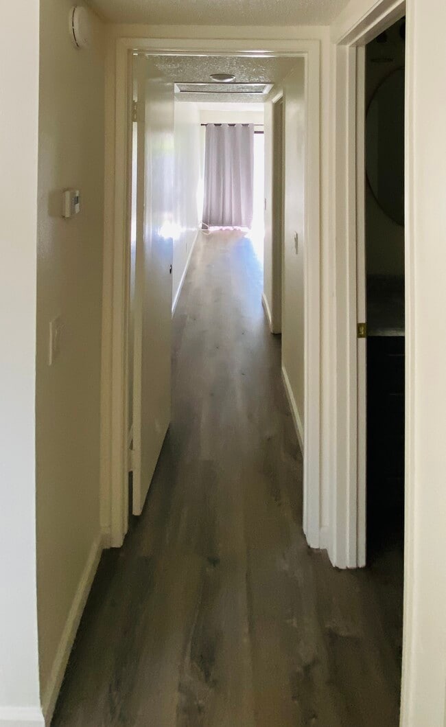 Photo - BOULDER CT (80A)