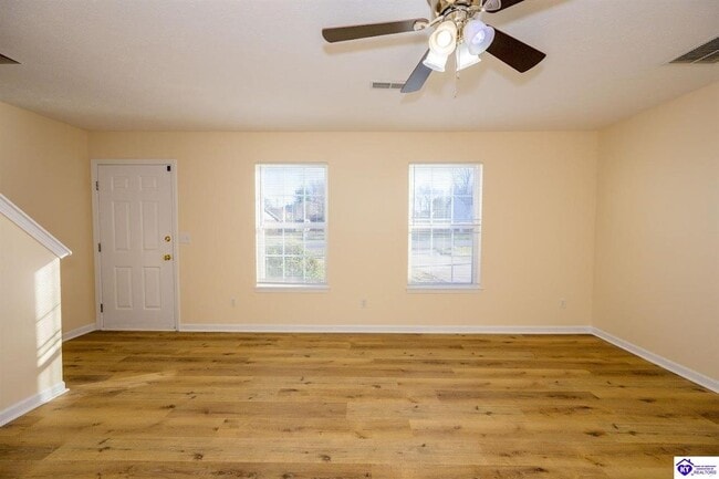 Photo - 130 Skyline Dr