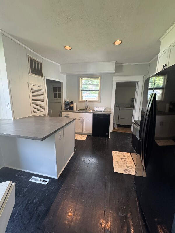 Photo - 613 W Sycamore St