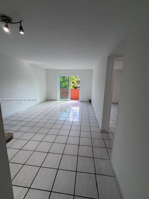 Photo - 2401 SW 10th St Unidad 202