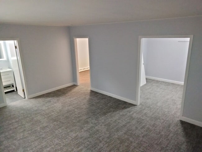 Photo - 220 S Main St Unidad 2