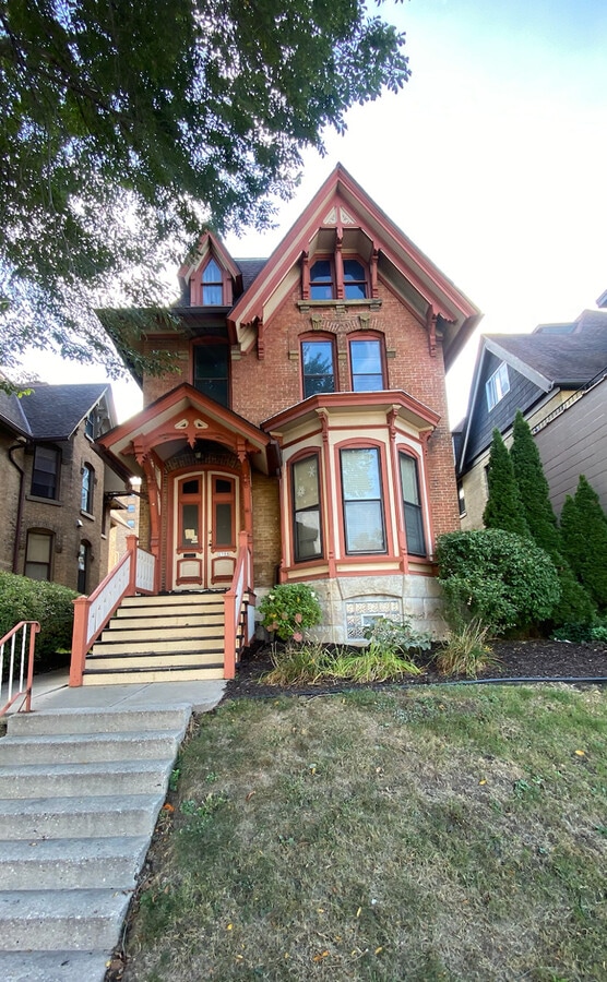 Photo - 1708 N Farwell Ave Unit Upper