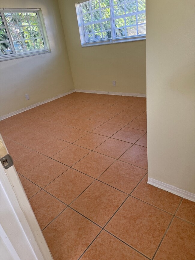 Photo - 412 SW 9th St Unit 2