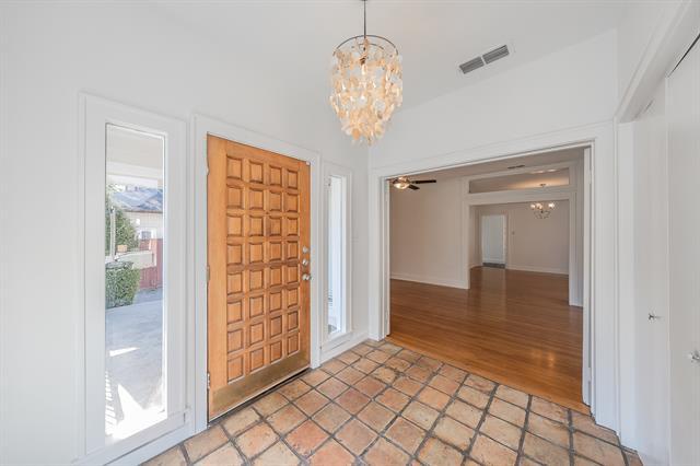 Photo - 2412 Kenley St