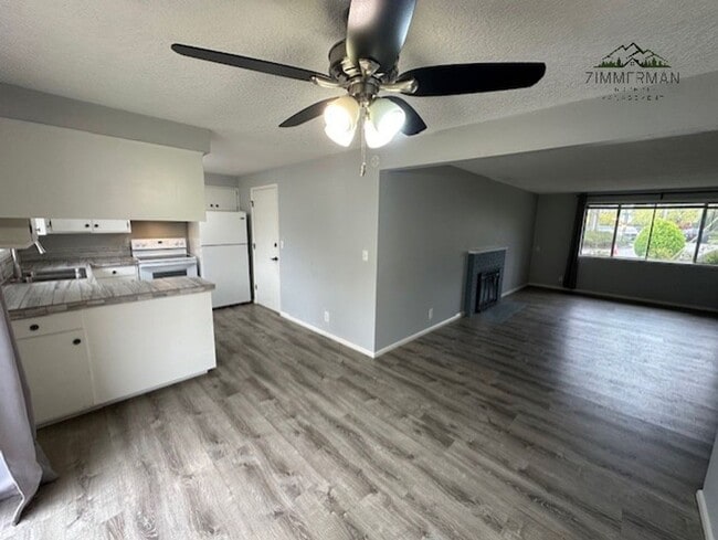 Photo - Must see 2 bedroom 1 bath