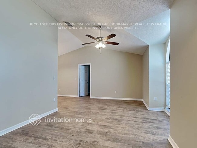 11401 Andy Dr