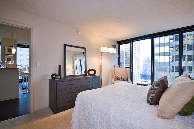 Photo - 228 N Columbus Dr