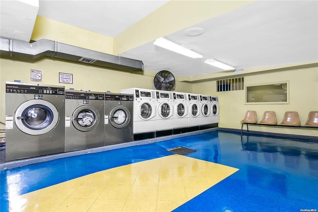 Photo - 139-15 83rd Ave