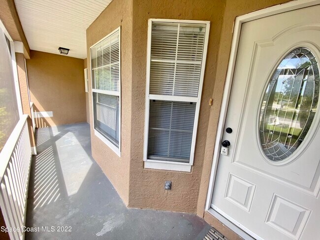 2435 Palisades Dr SE